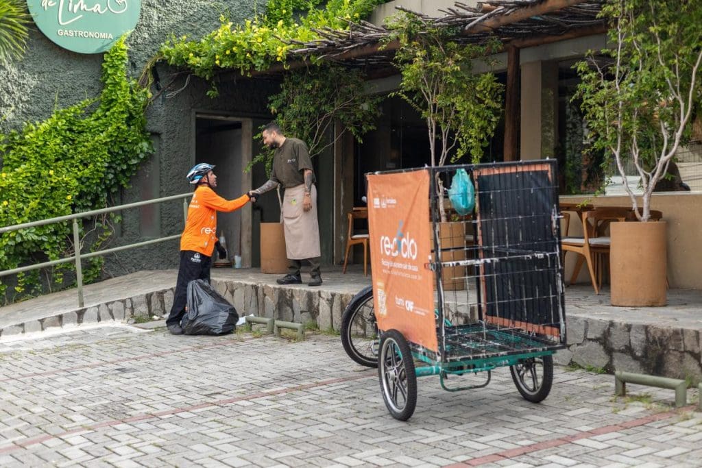 An electric tricycle for waste pickups